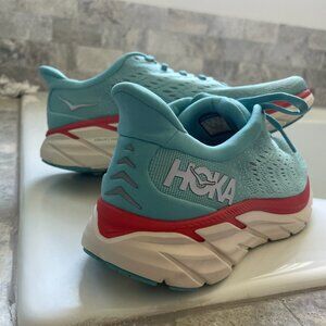 New Aquamarine Hoka Clifton 8 WIDE